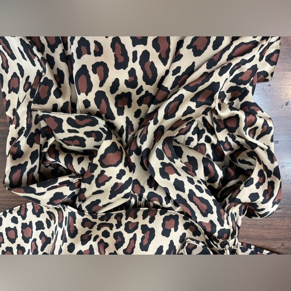 Show Me Your MuMu Leopard Pantsuit Size Small Jumpsuit Chic Fall Preppy Satin - Picture 12 of 16